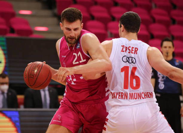 同时保留他 同时保留他